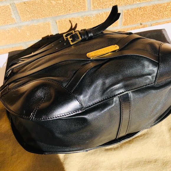 Authentic Burberry Crossbody - Picture 7 of 11